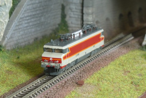 Arnold hn2648 locomotive - arnold,